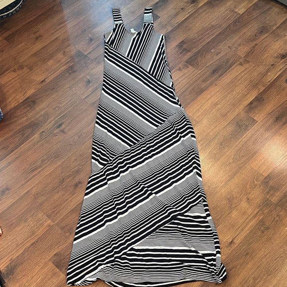 Soma XS Striped Maxi Dress - Picture 6 of 6